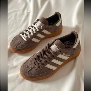 NWT Women's Adidas Handball Spezial Shoes Brown White